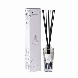 Nước hoa xịt phòng L'Amande-Hugs 200ml